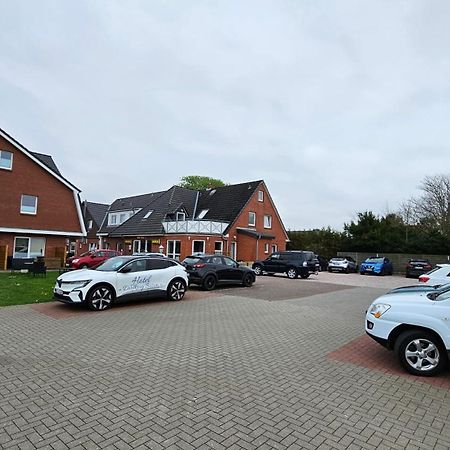 Hotel Dorfkrug Buesum - Guenstige Altbauzimmer Am Oland Exteriér fotografie